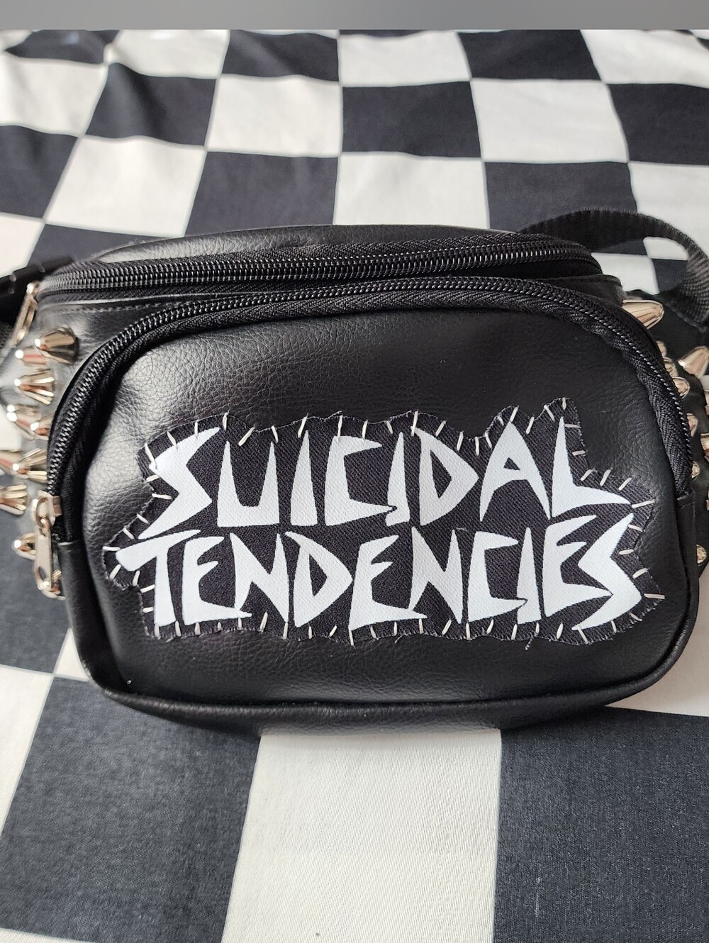 DIY Faux Leather Skate Punk Fannypack